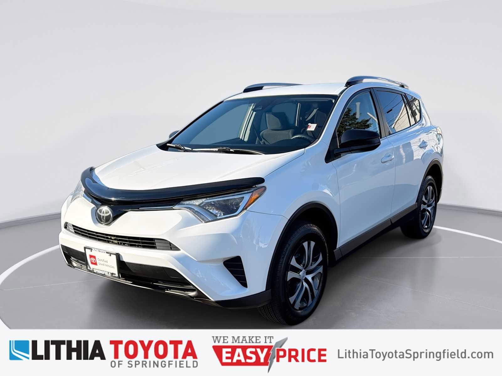 Thumbnail: 2017 Toyota RAV4 - 1