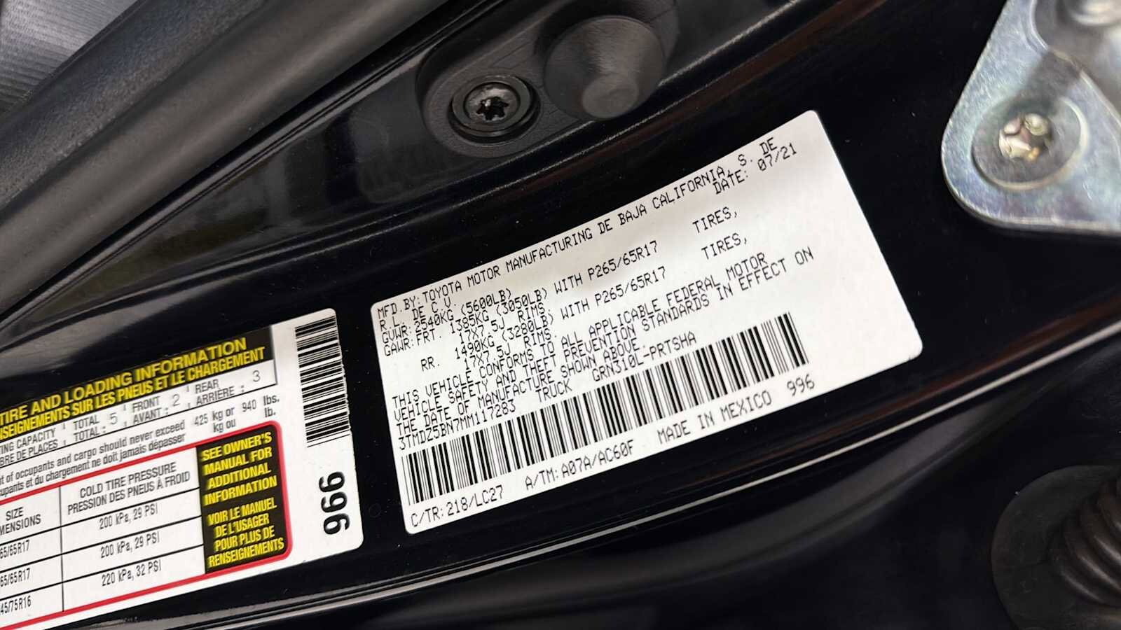 Thumbnail: 2021 Toyota Tacoma - 11