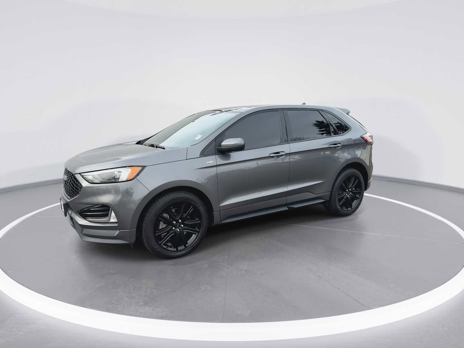 Thumbnail: 2022 Ford Edge - 4