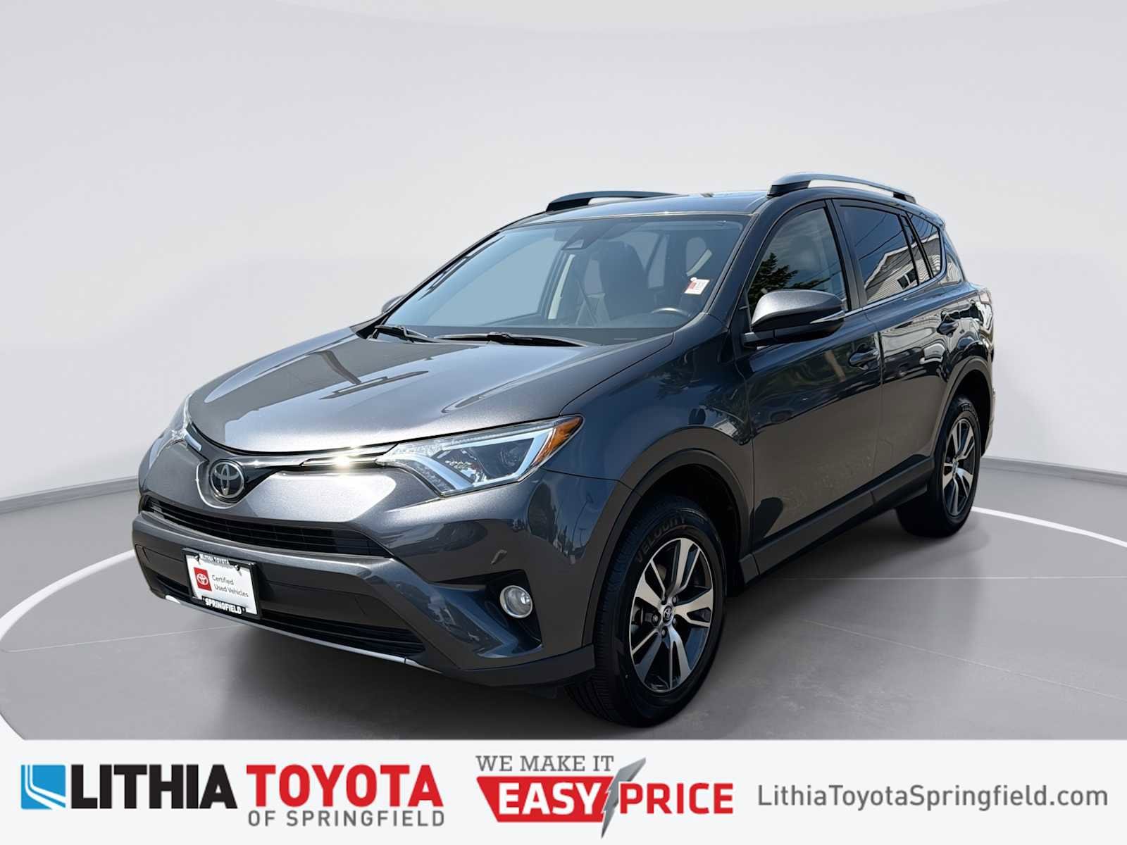 Thumbnail: 2018 Toyota RAV4 - 1