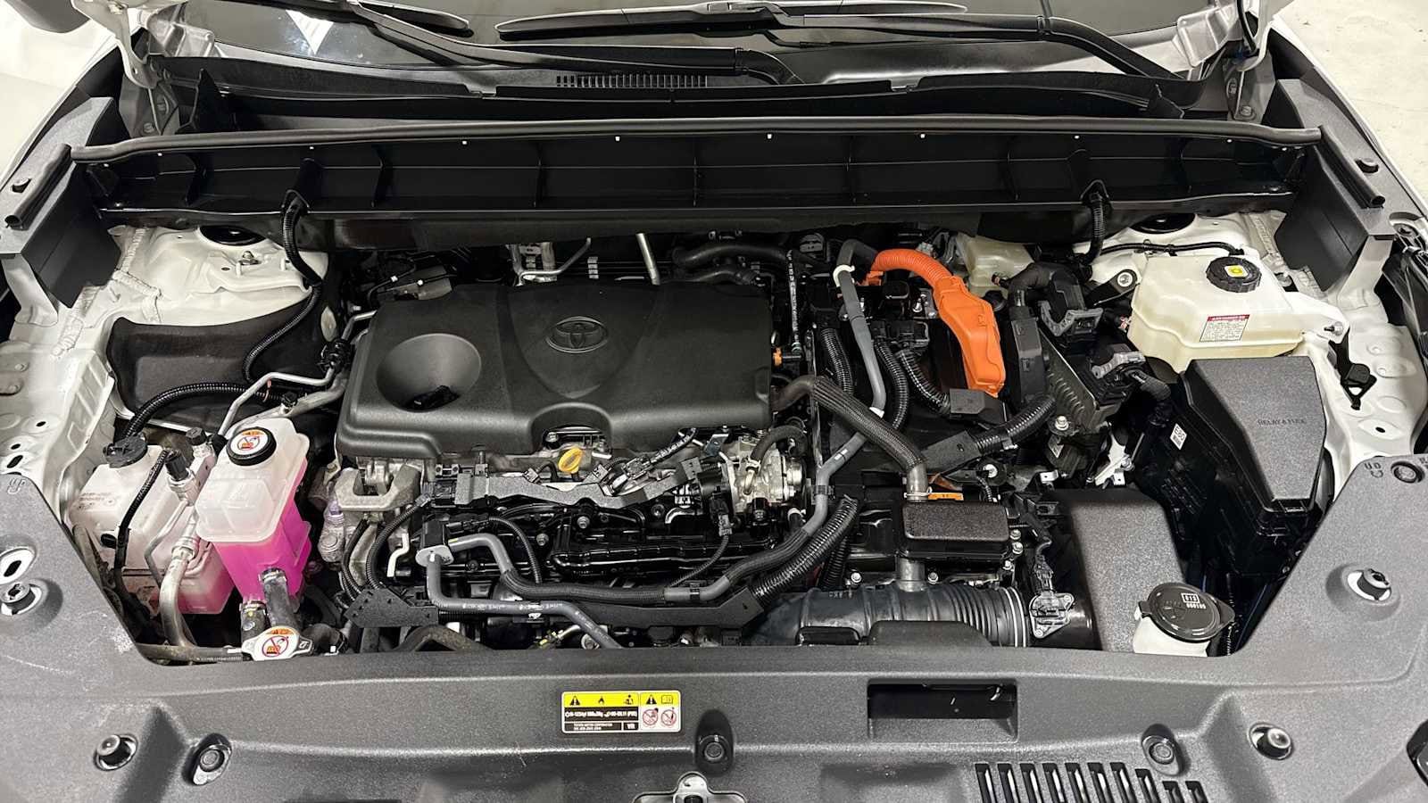 Thumbnail: 2023 Toyota Highlander - 31