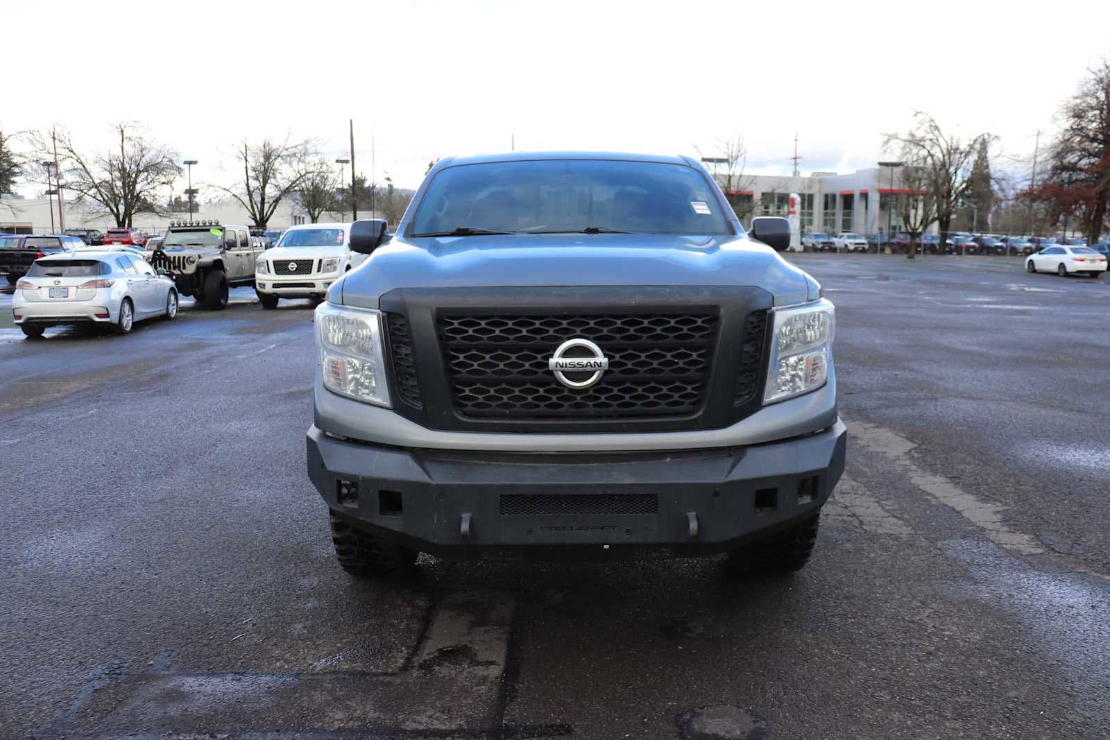 Thumbnail: 2018 Nissan Titan - 2