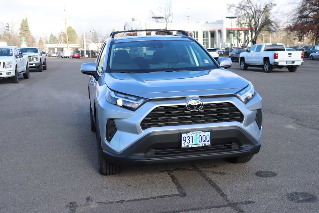 Used 2025 Toyota RAV4 Hybrid XLE SUV