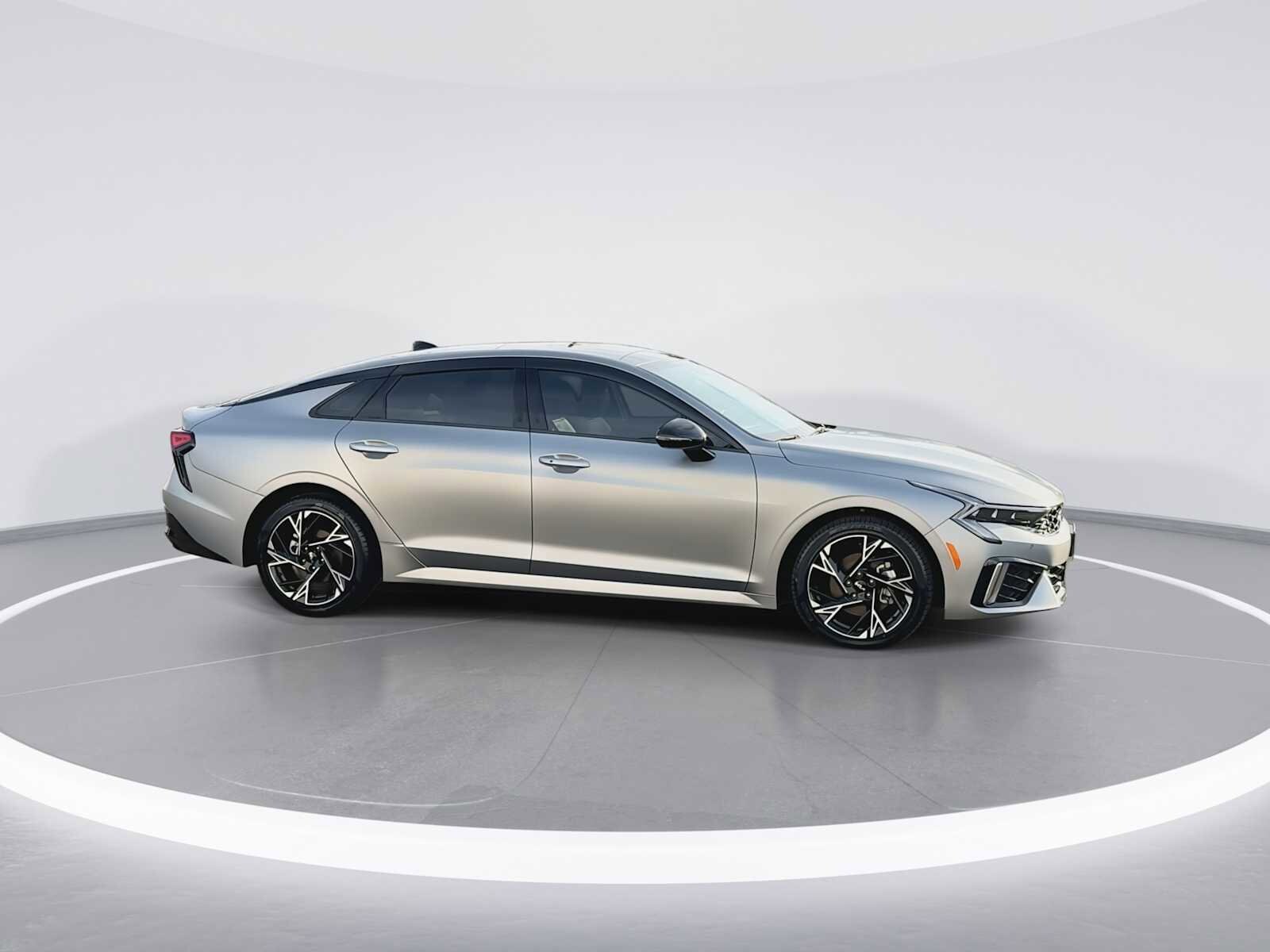 Thumbnail: 2025 Kia K5 - 9