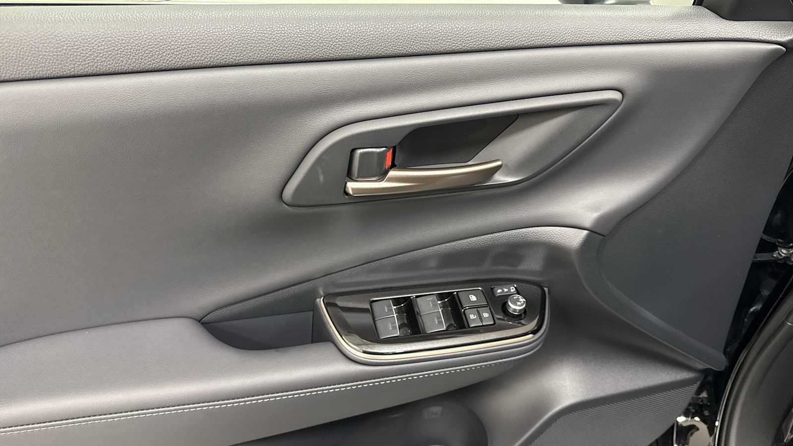 Thumbnail: 2026 Toyota Crown - 15