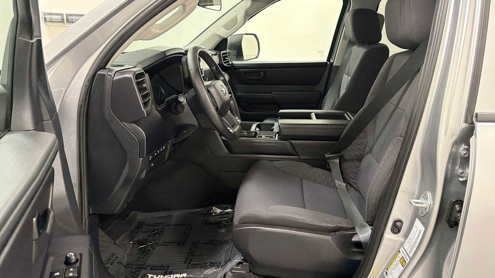 Thumbnail: 2023 Toyota Tundra - 13