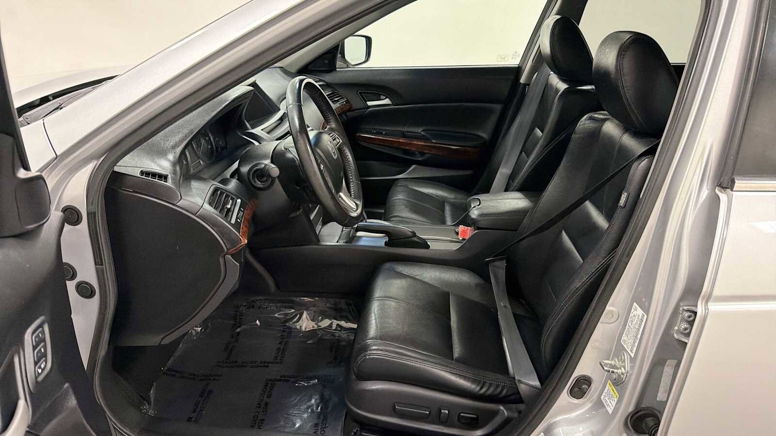 Thumbnail: 2011 Honda Accord Crosstour - 13