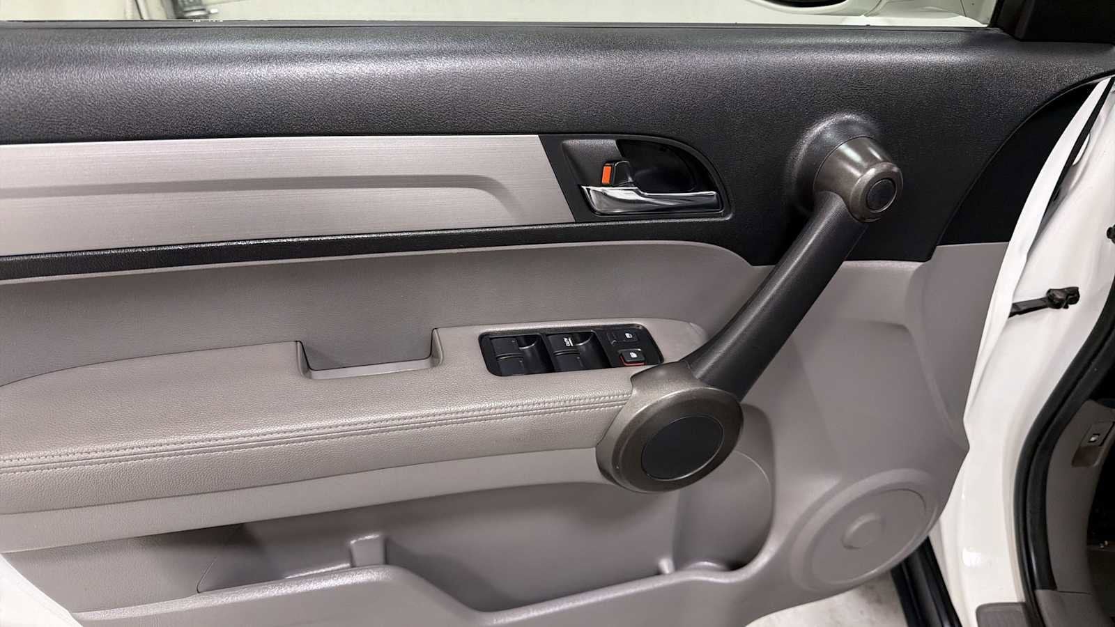 Thumbnail: 2010 Honda CR-V - 15