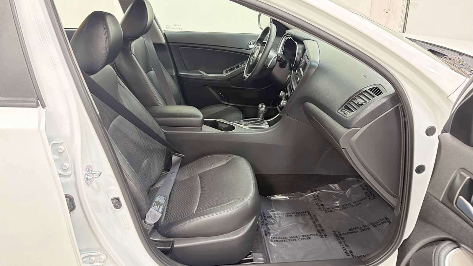 Thumbnail: 2014 Kia Optima - 26