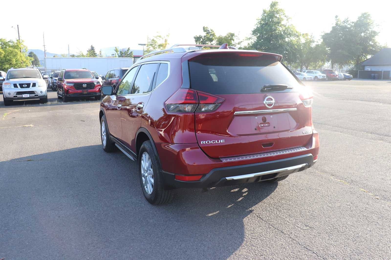 Thumbnail: 2018 Nissan Rogue - 7