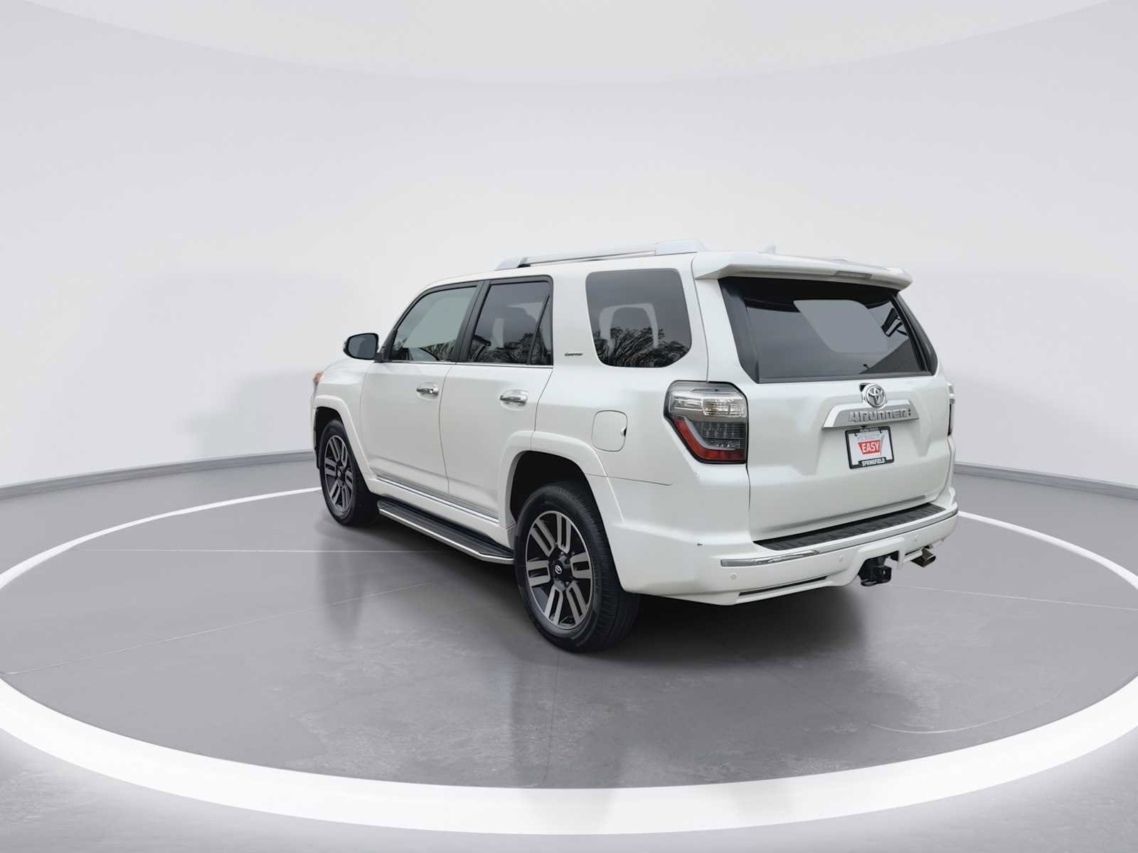 Thumbnail: 2015 Toyota 4Runner - 6