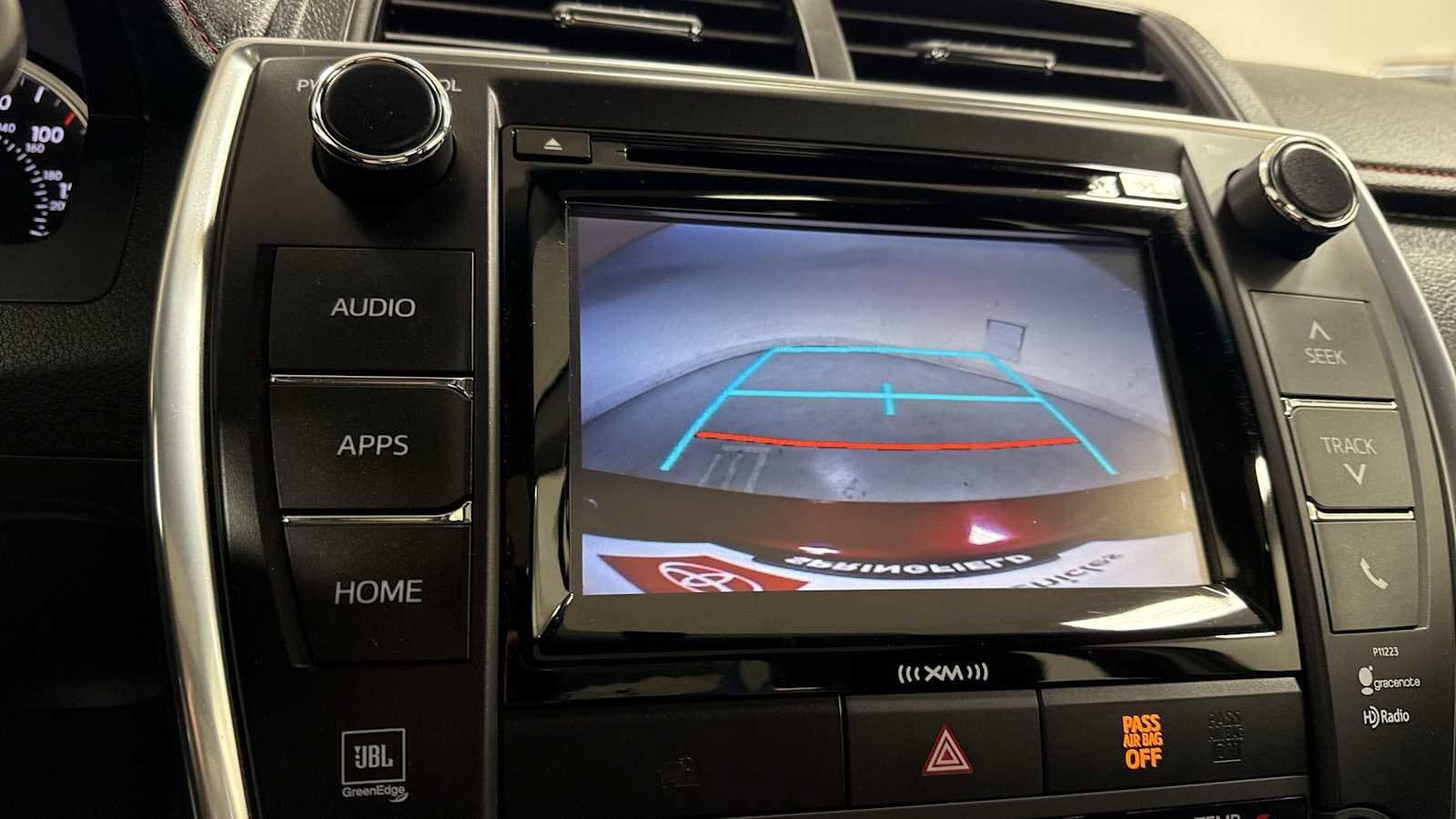 Thumbnail: 2017 Toyota Camry - 19