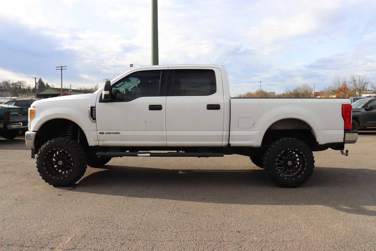 Thumbnail: 2017 Ford F-250 - 8