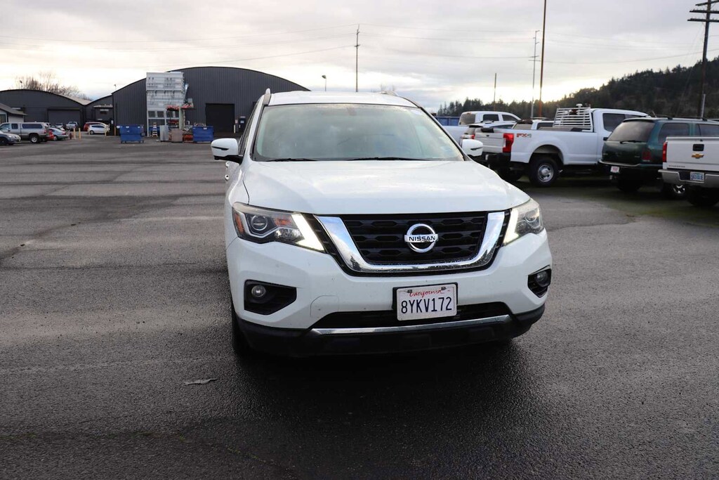 Used 2020 Nissan Pathfinder SL SUV