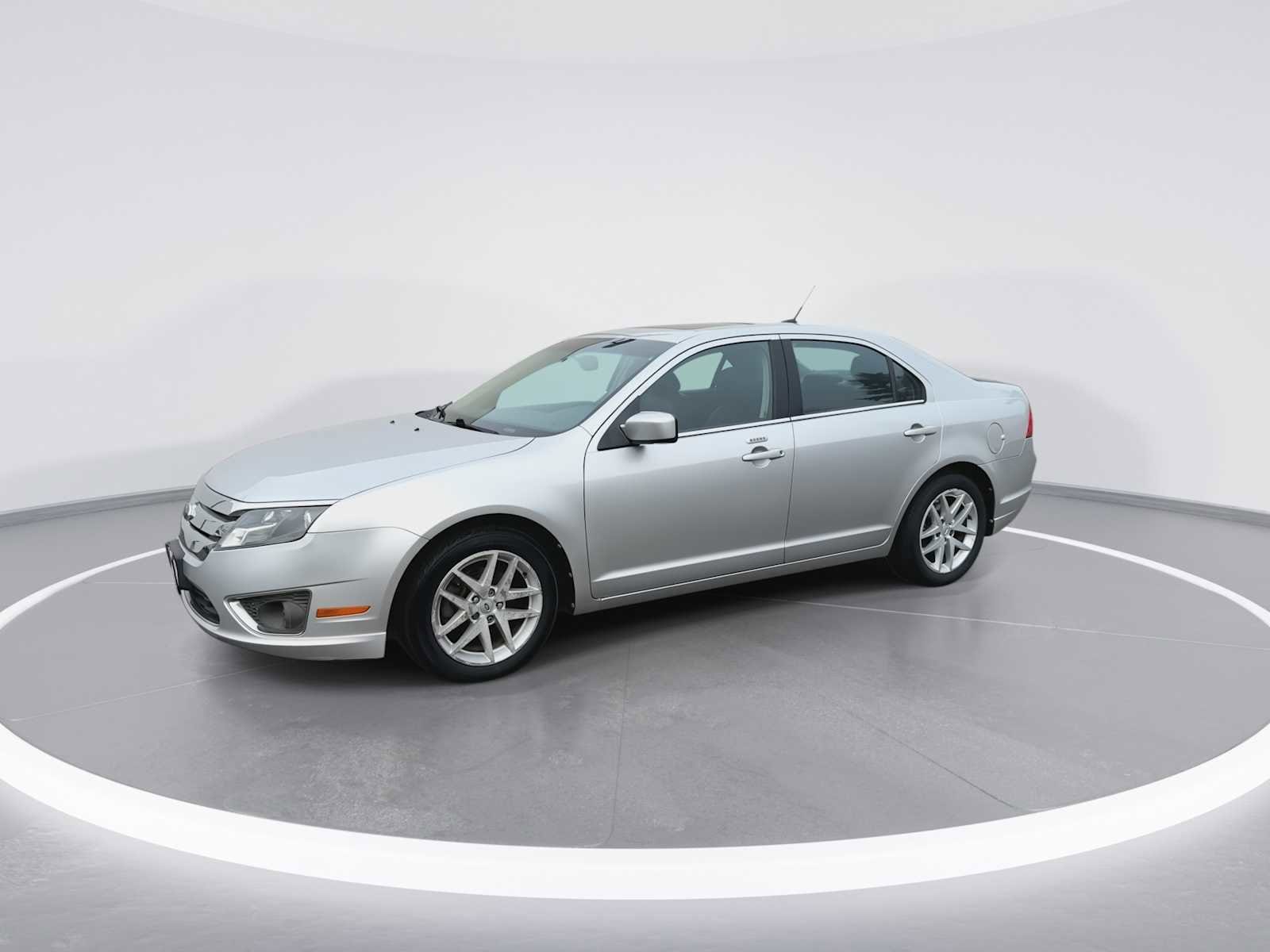 Thumbnail: 2011 Ford Fusion - 4