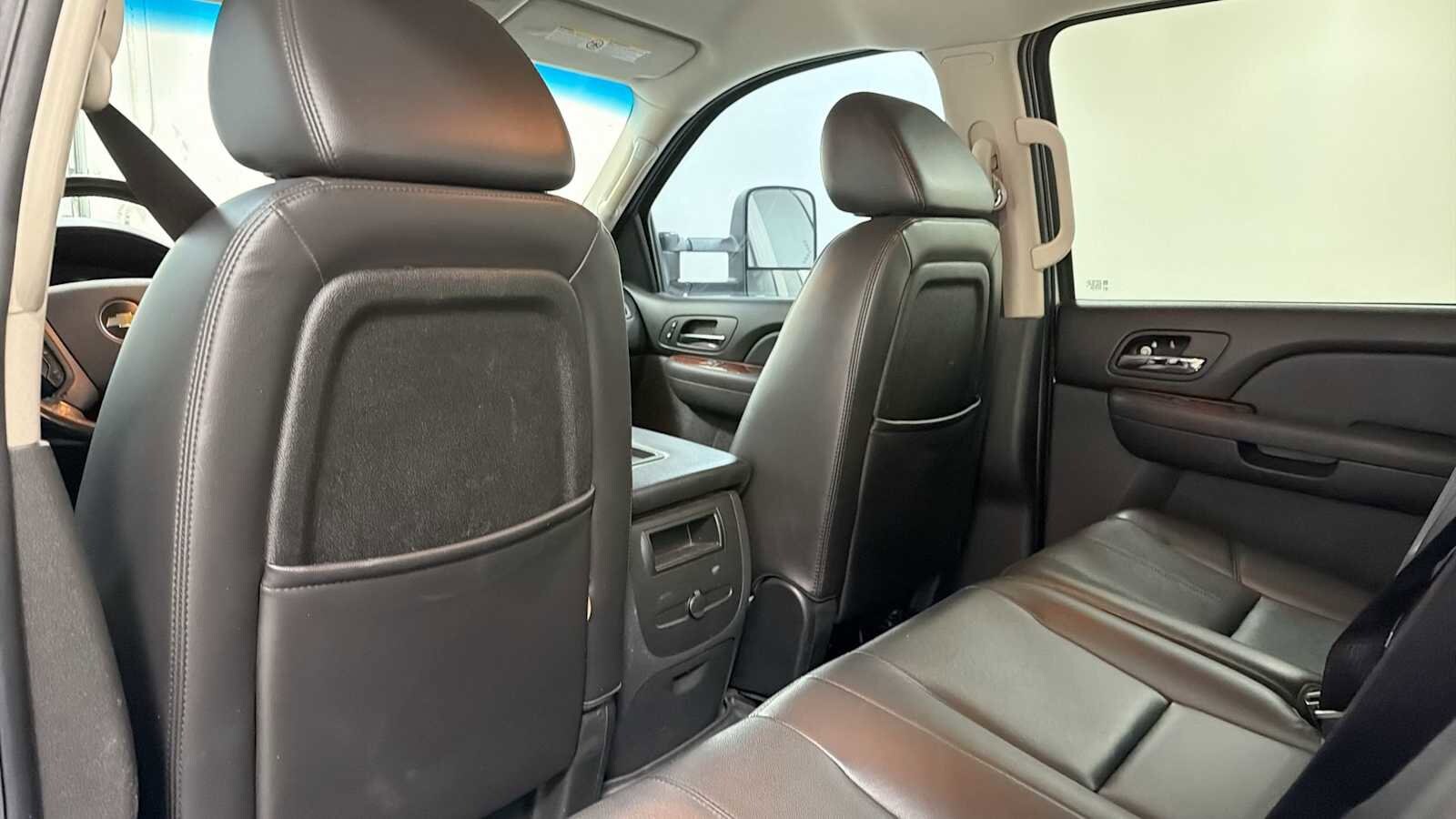 Thumbnail: 2009 Chevrolet Silverado 3500 - 24