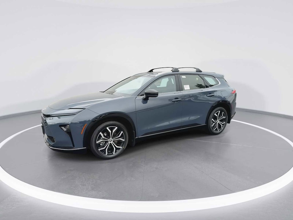 New 2025 Toyota Crown Signia XLE XLE