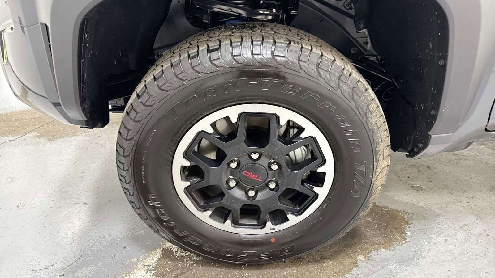 2025 Toyota Tacoma TRD Off-Road 10