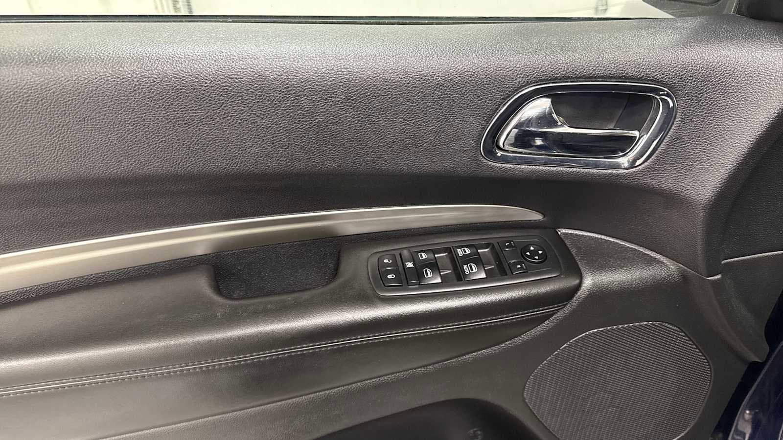 Thumbnail: 2018 Dodge Durango - 15