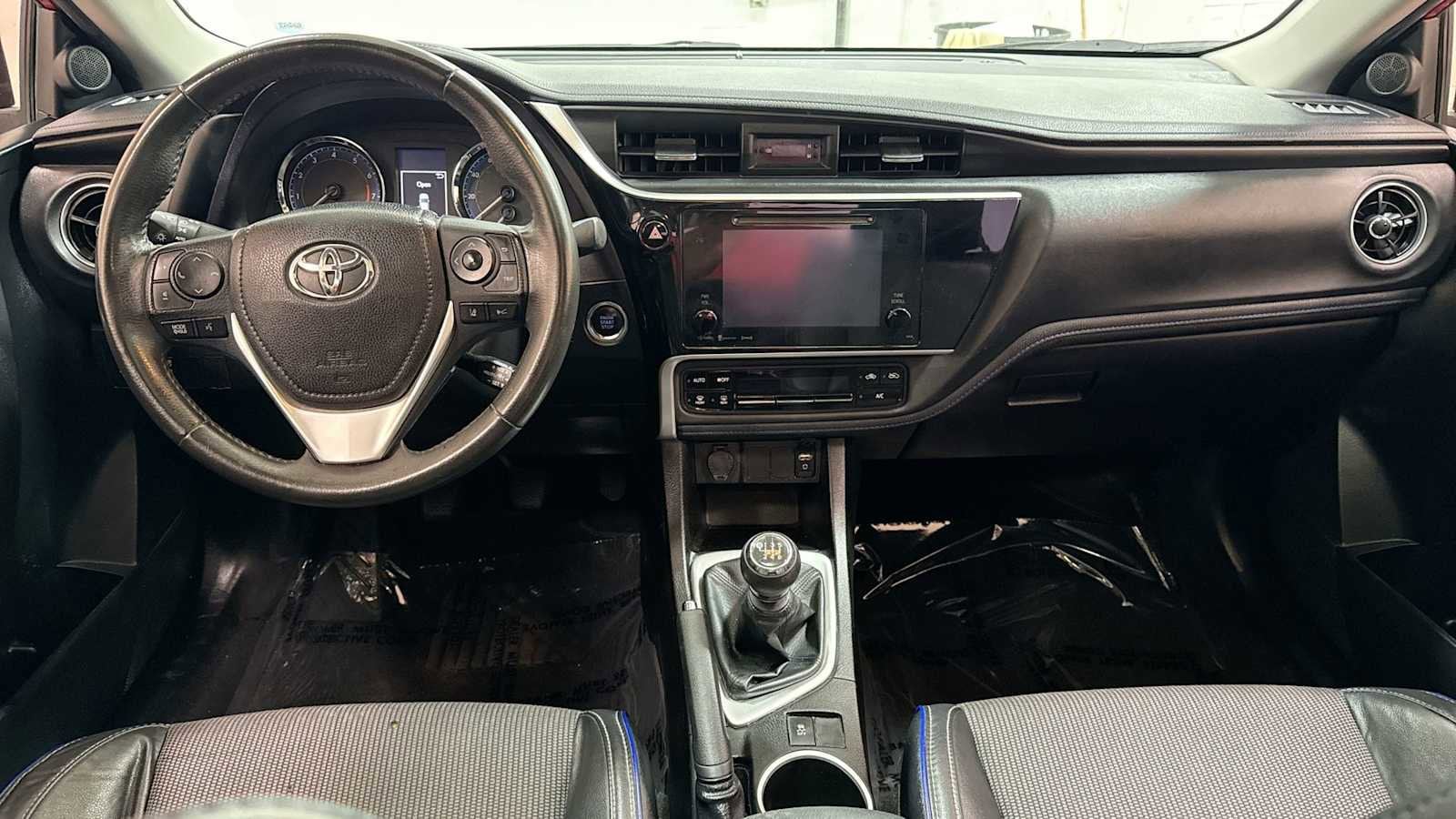 Thumbnail: 2018 Toyota Corolla - 26