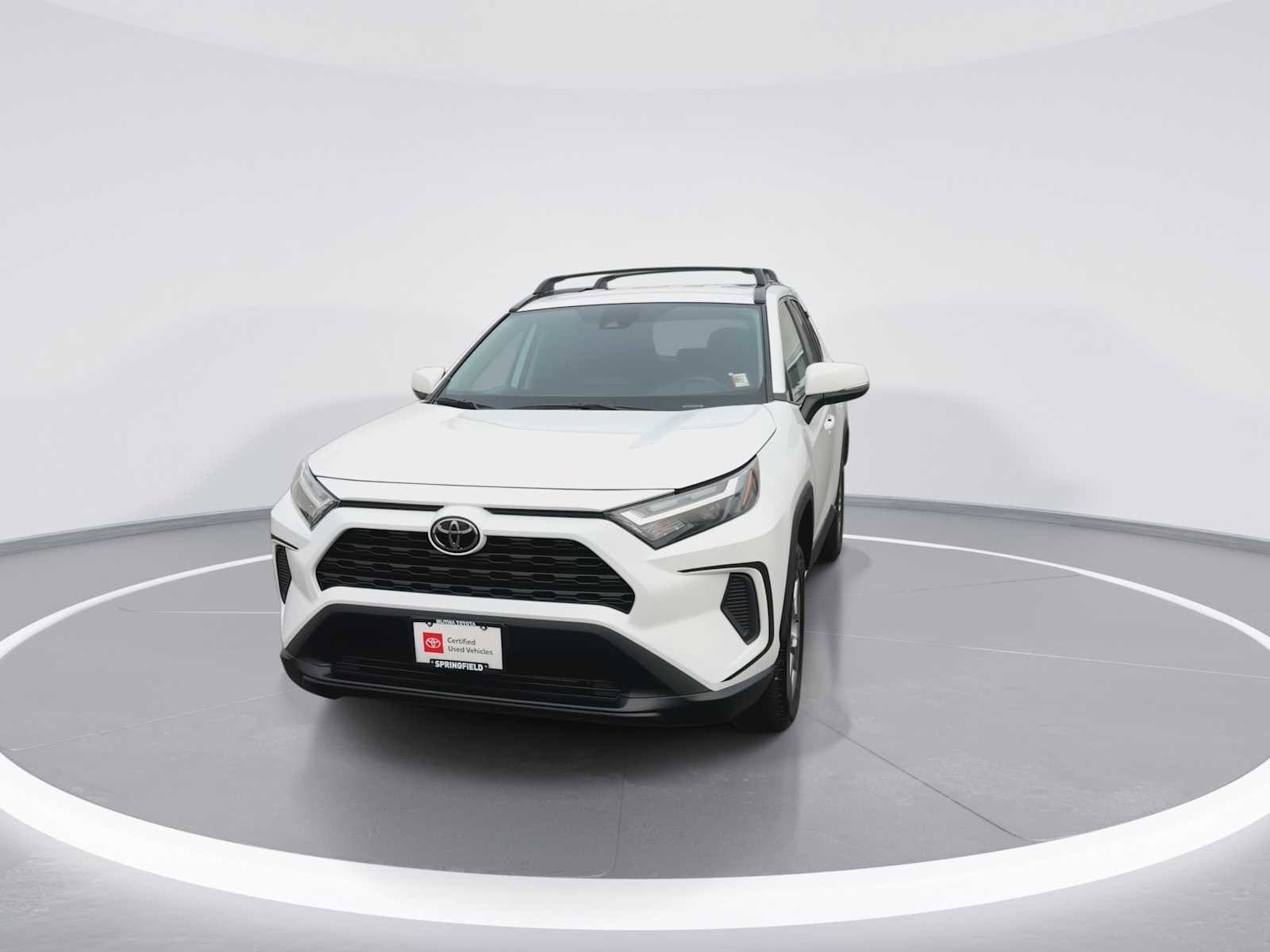 Thumbnail: 2025 Toyota RAV4 - 3