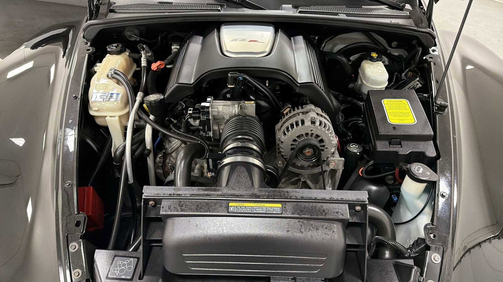 Thumbnail: 2004 Chevrolet SSR - 28