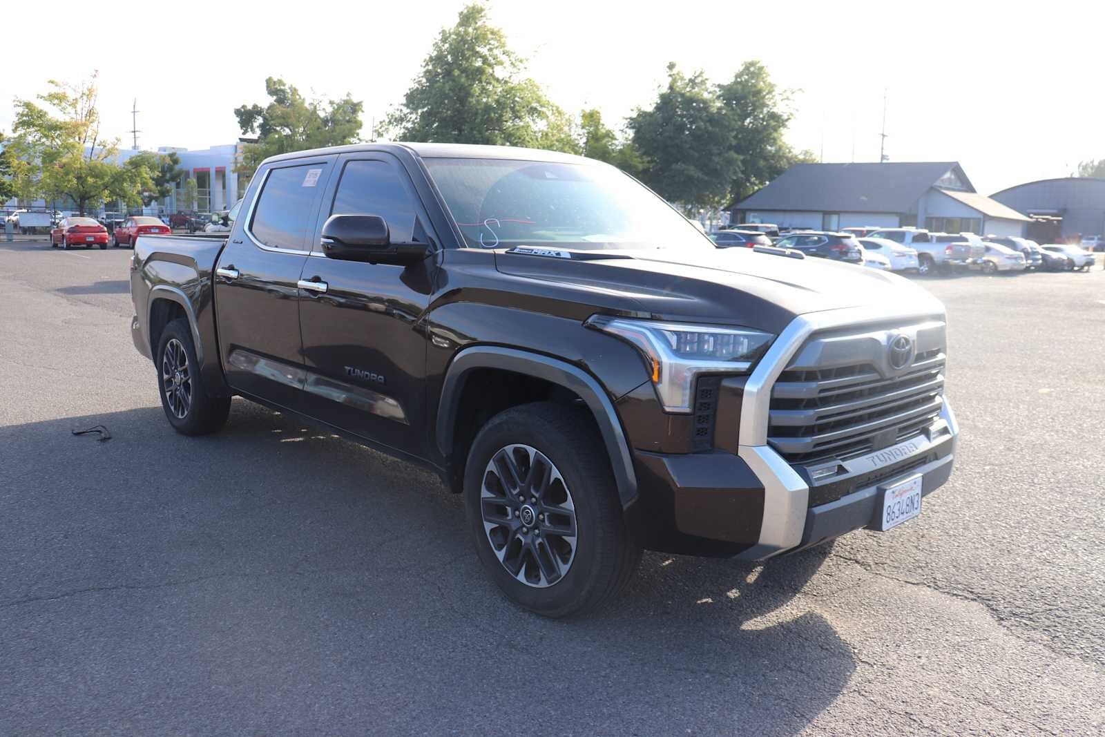 2022 Toyota Tundra Limited photo 3