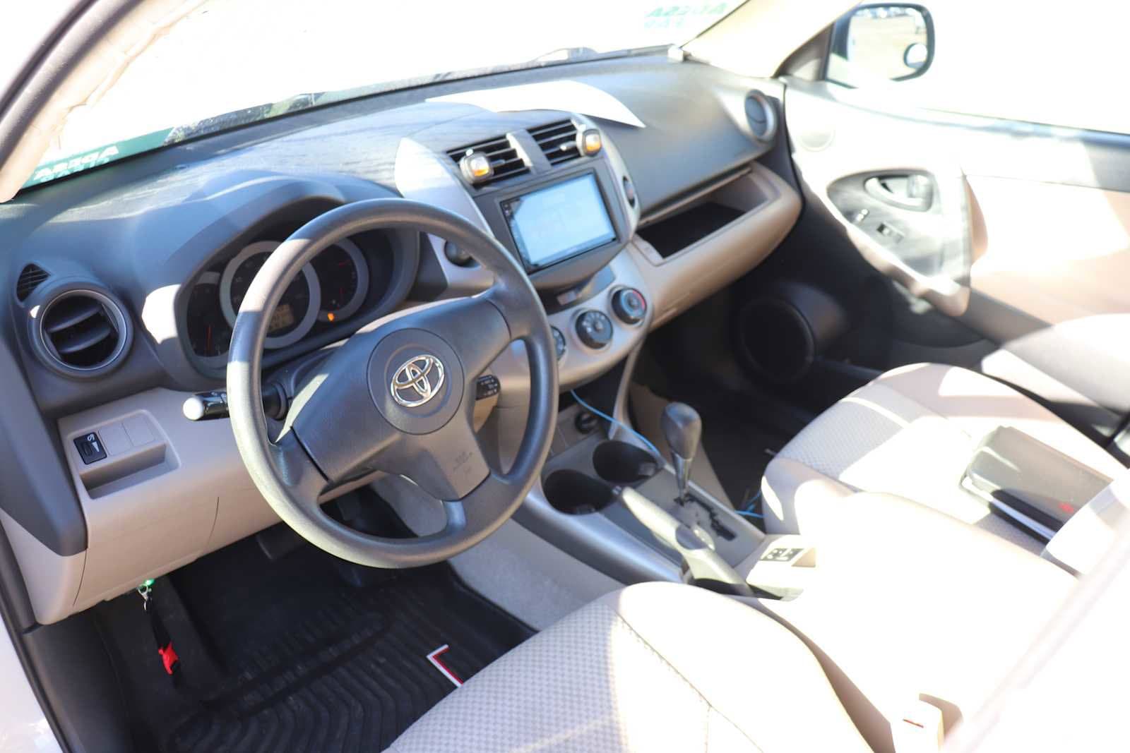 Thumbnail: 2008 Toyota RAV4 - 10