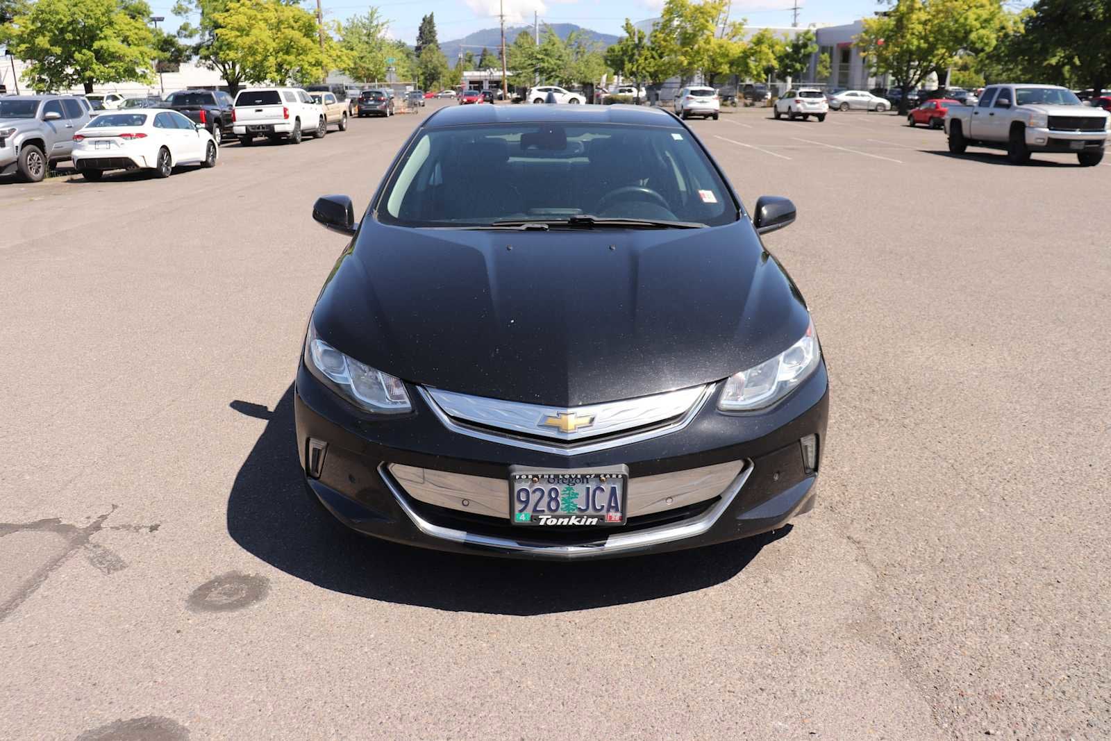 Thumbnail: 2016 Chevrolet Volt - 2