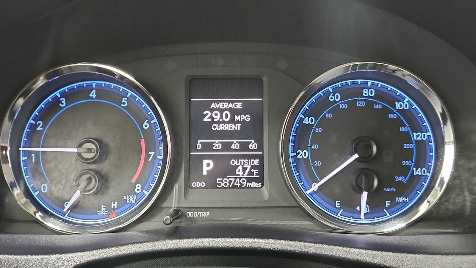 Thumbnail: 2018 Toyota Corolla - 17