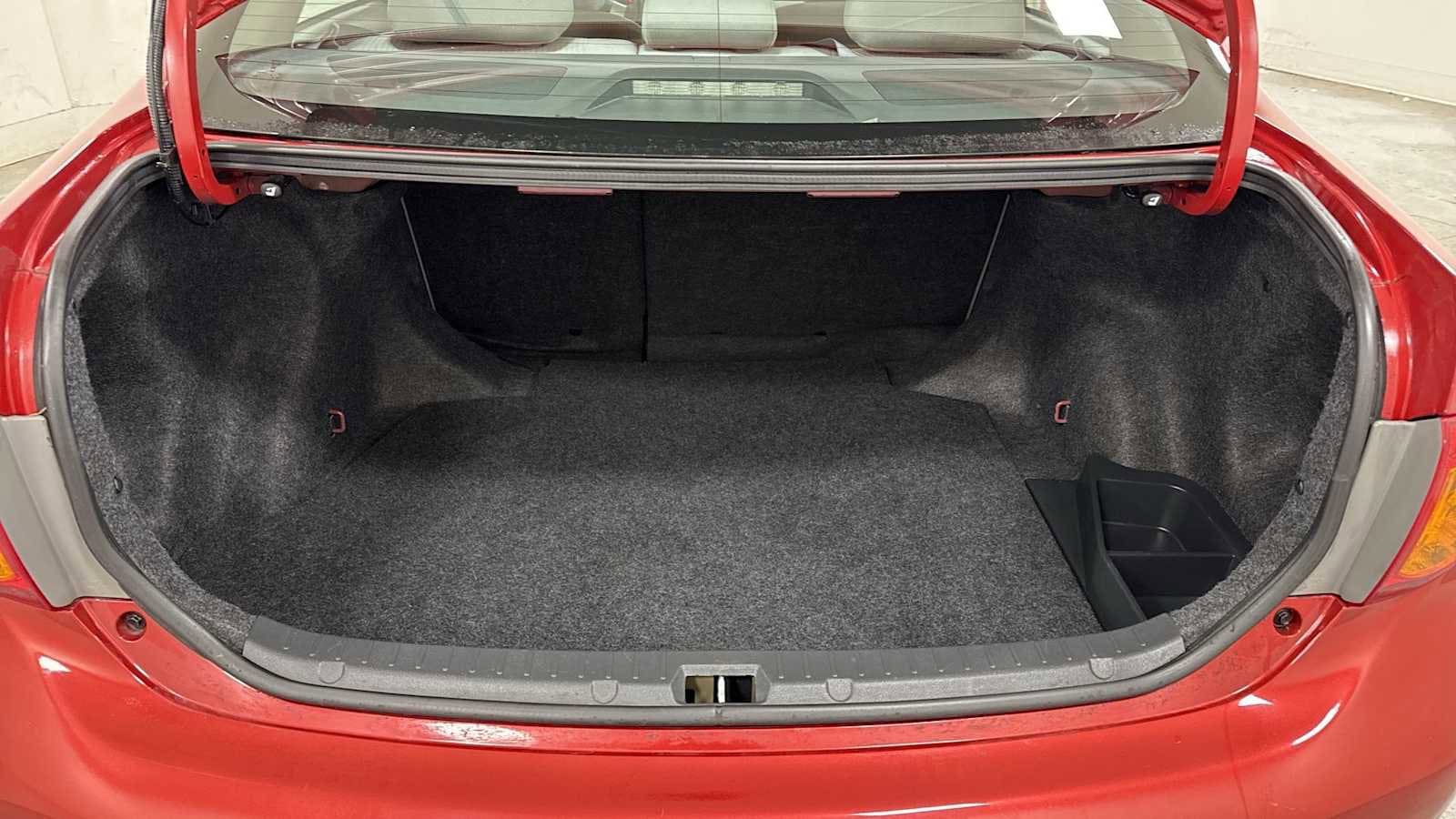 Thumbnail: 2010 Toyota Corolla - 26