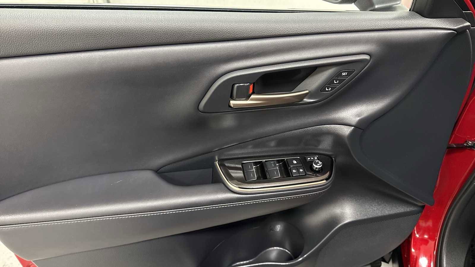 Thumbnail: 2025 Toyota Crown Signia - 15