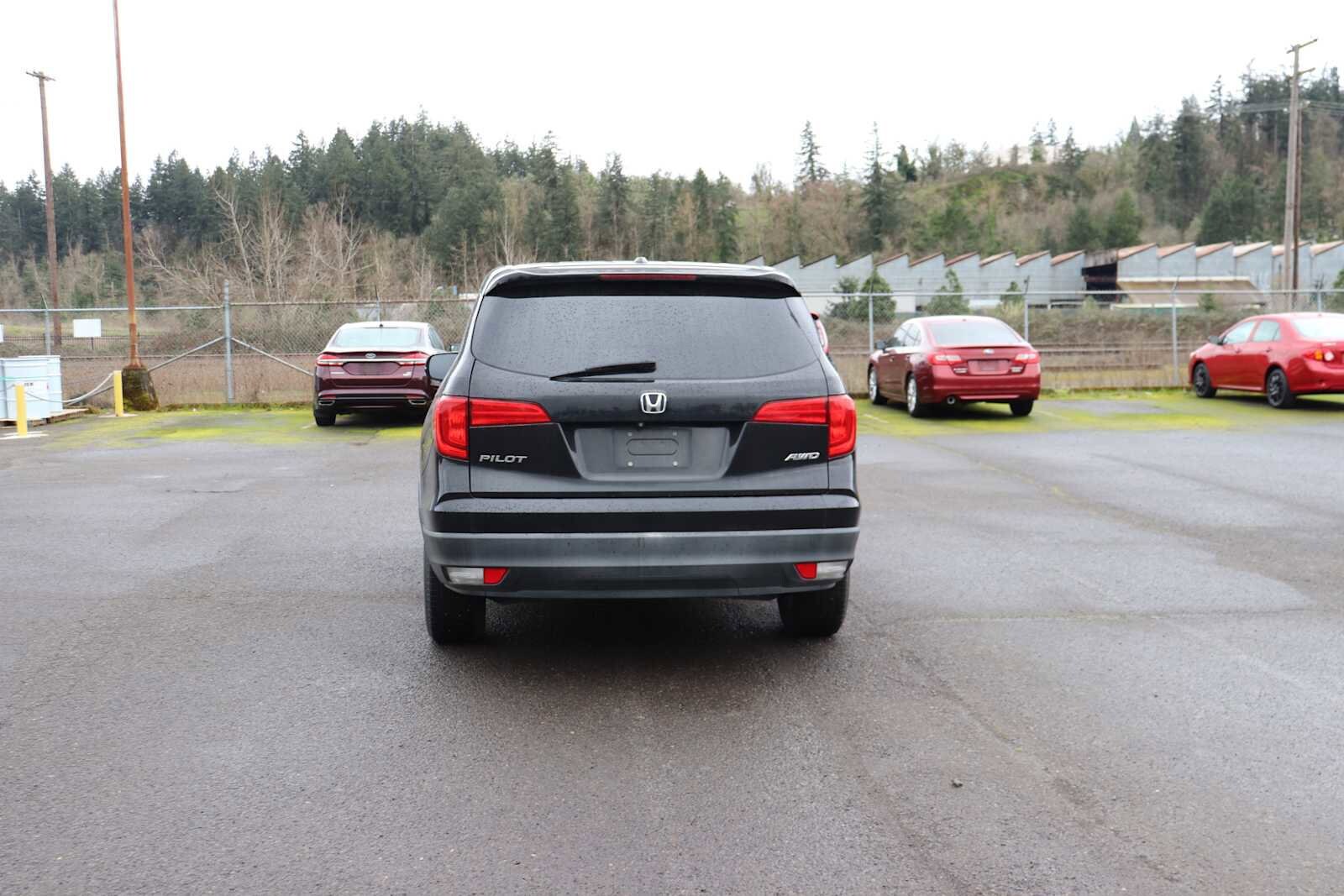 Thumbnail: 2016 Honda Pilot - 6