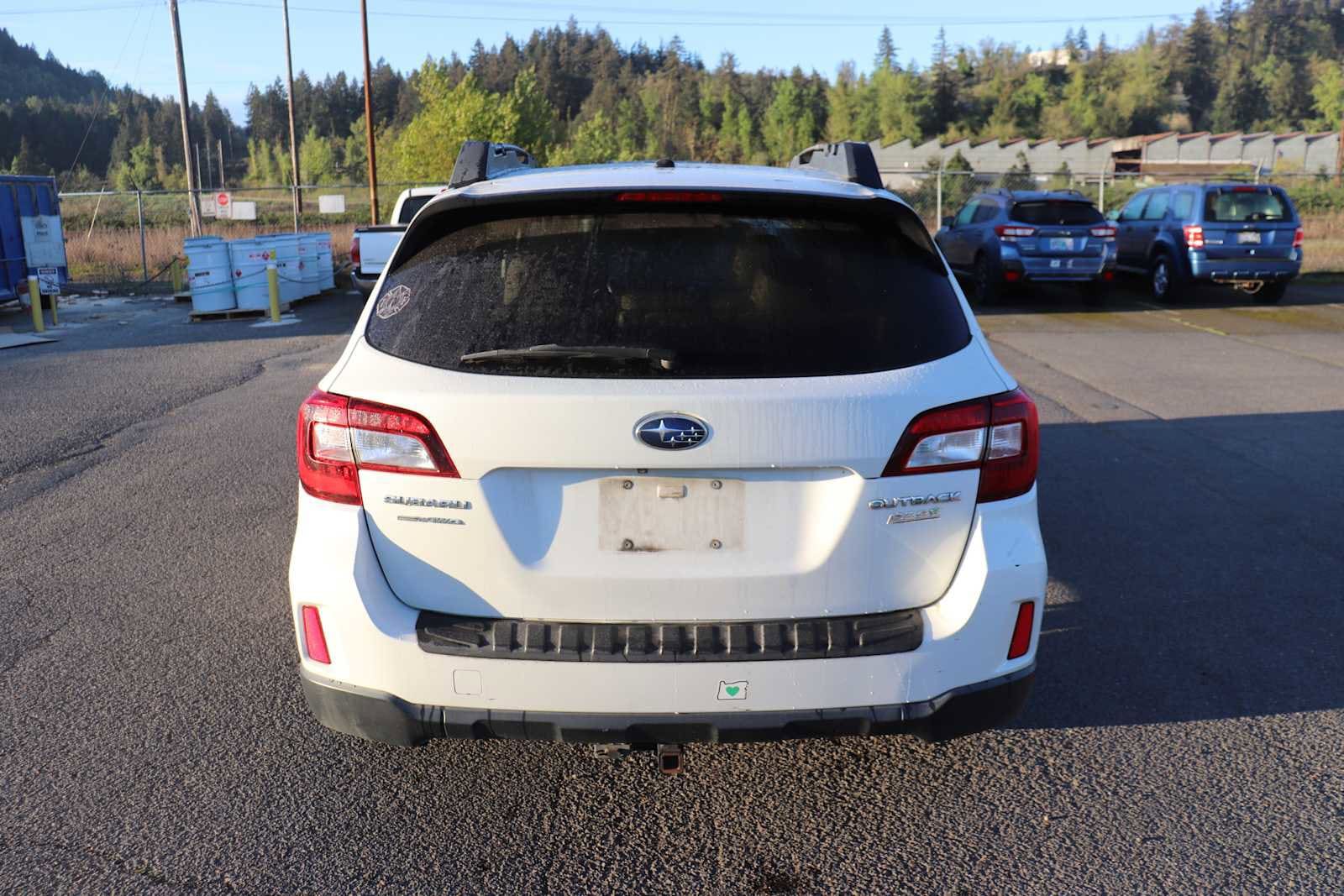 Thumbnail: 2015 Subaru Outback - 6