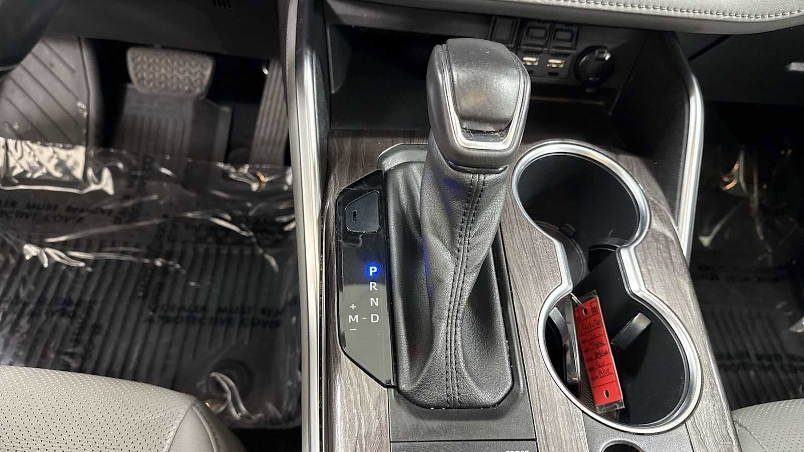 Thumbnail: 2021 Toyota Highlander - 22