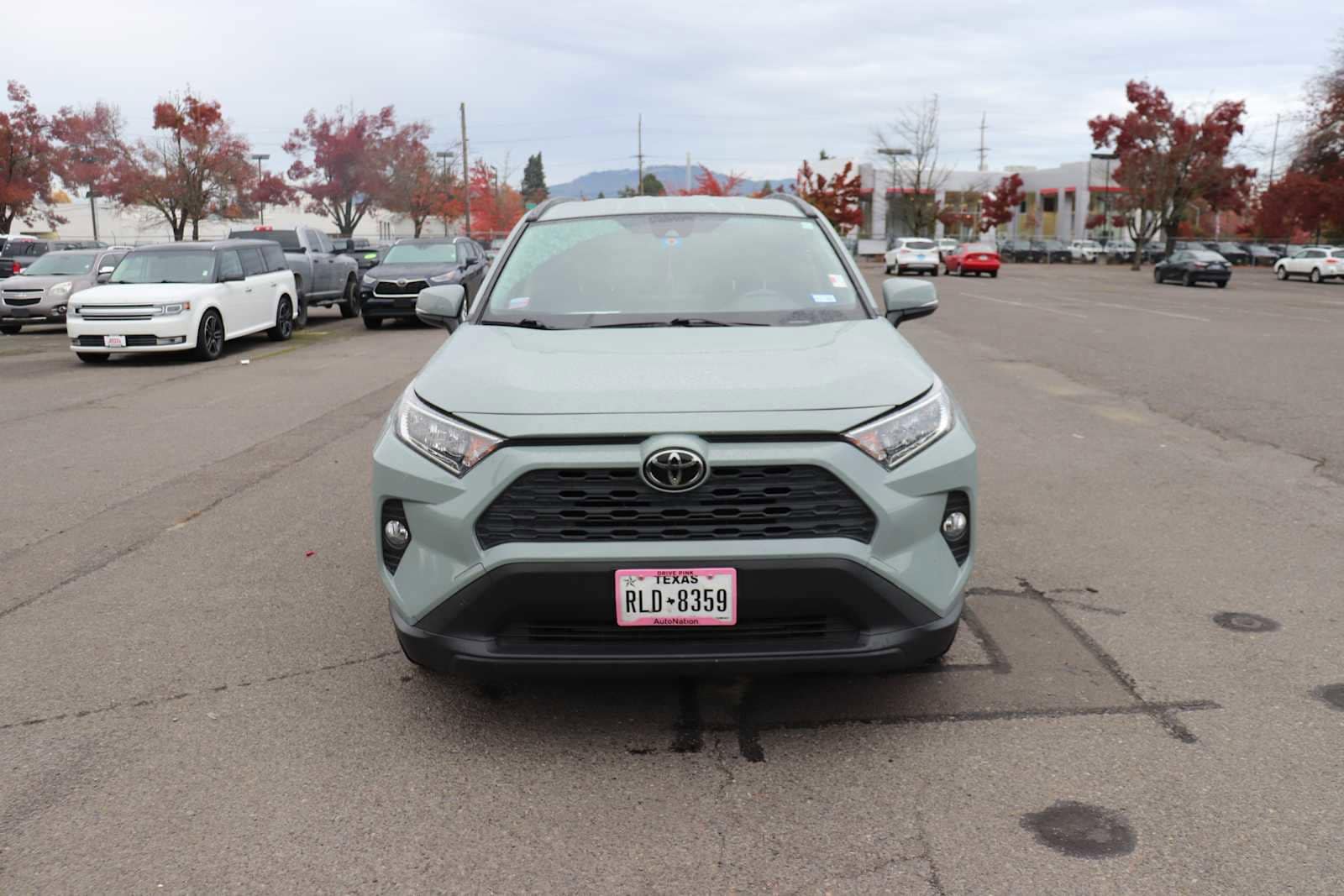 Used 2021 Toyota RAV4 XLE with VIN JTMW1RFV9MD085255 for sale in Kansas City