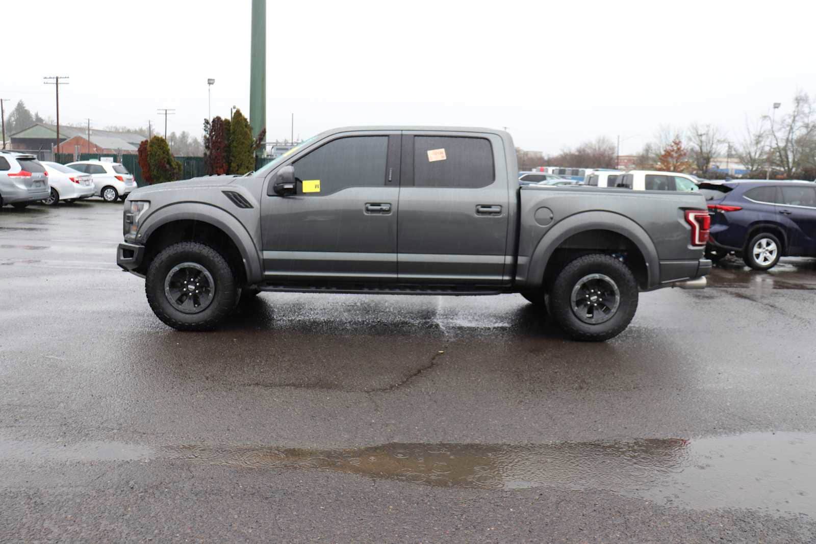 Thumbnail: 2017 Ford F-150 - 8