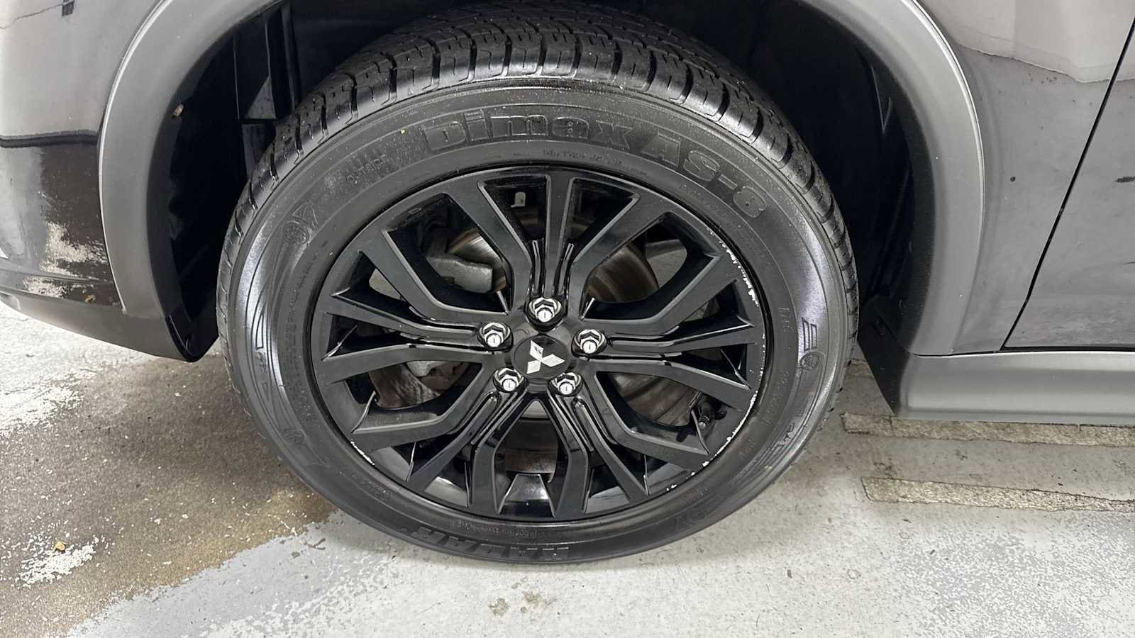 Thumbnail: 2018 Mitsubishi Outlander Sport - 10