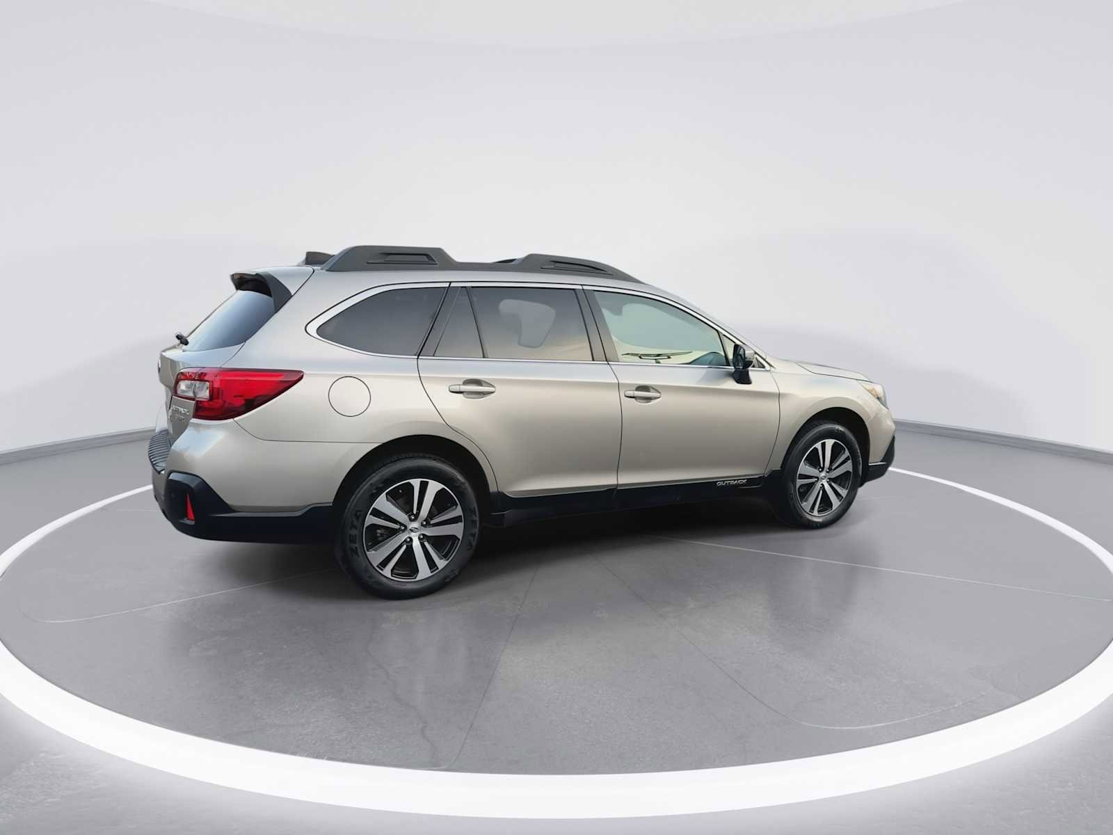 Thumbnail: 2019 Subaru Outback - 8