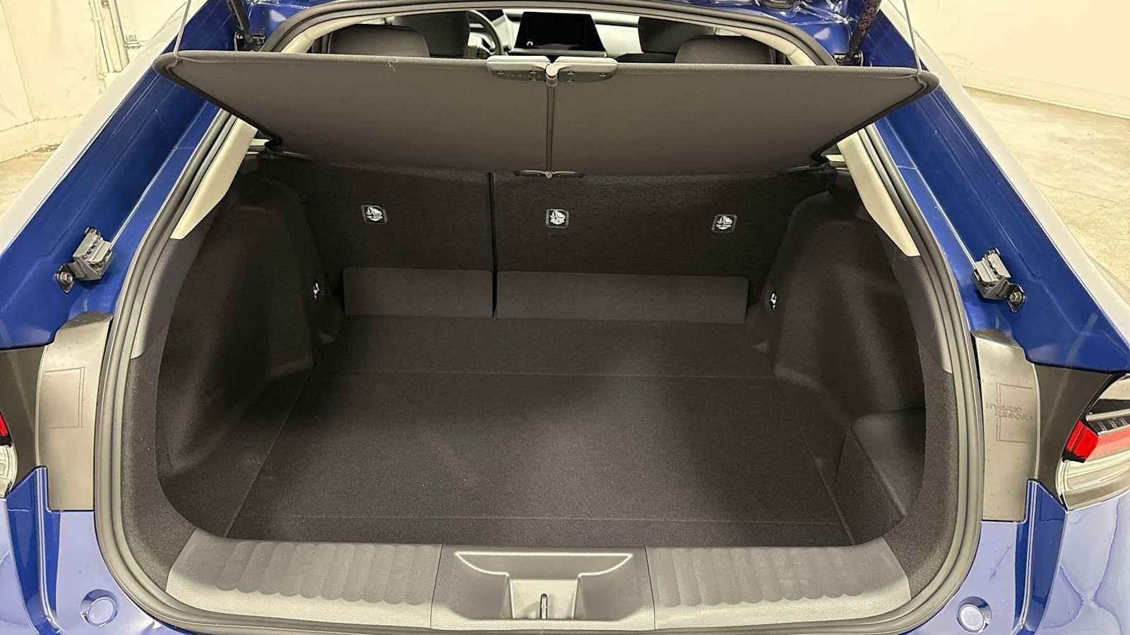 Thumbnail: 2026 Toyota Prius - 27