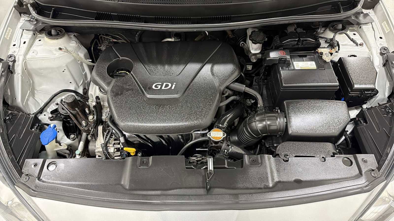 Thumbnail: 2012 Hyundai Accent - 28