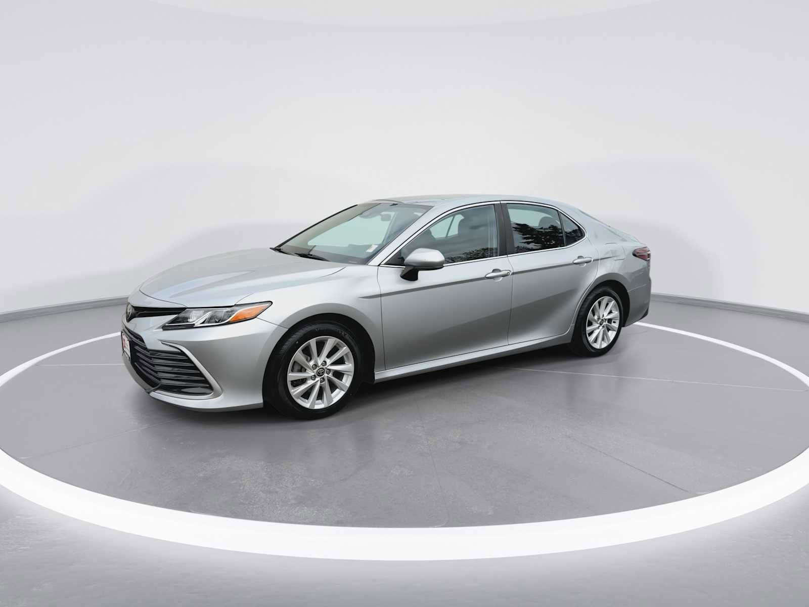 Thumbnail: 2021 Toyota Camry - 4