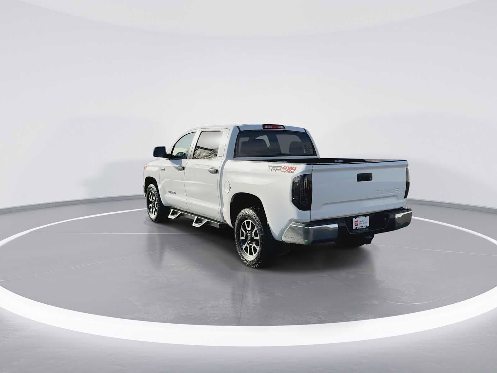 Thumbnail: 2016 Toyota Tundra - 6