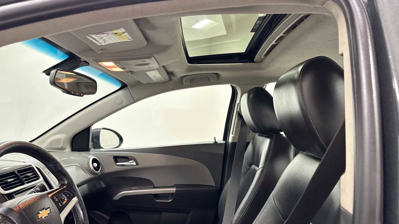 Thumbnail: 2020 Chevrolet Sonic - 24