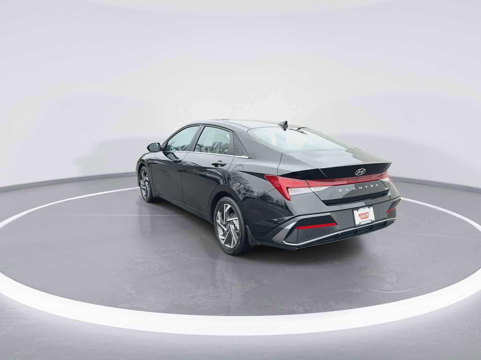 Thumbnail: 2025 Hyundai Elantra - 6