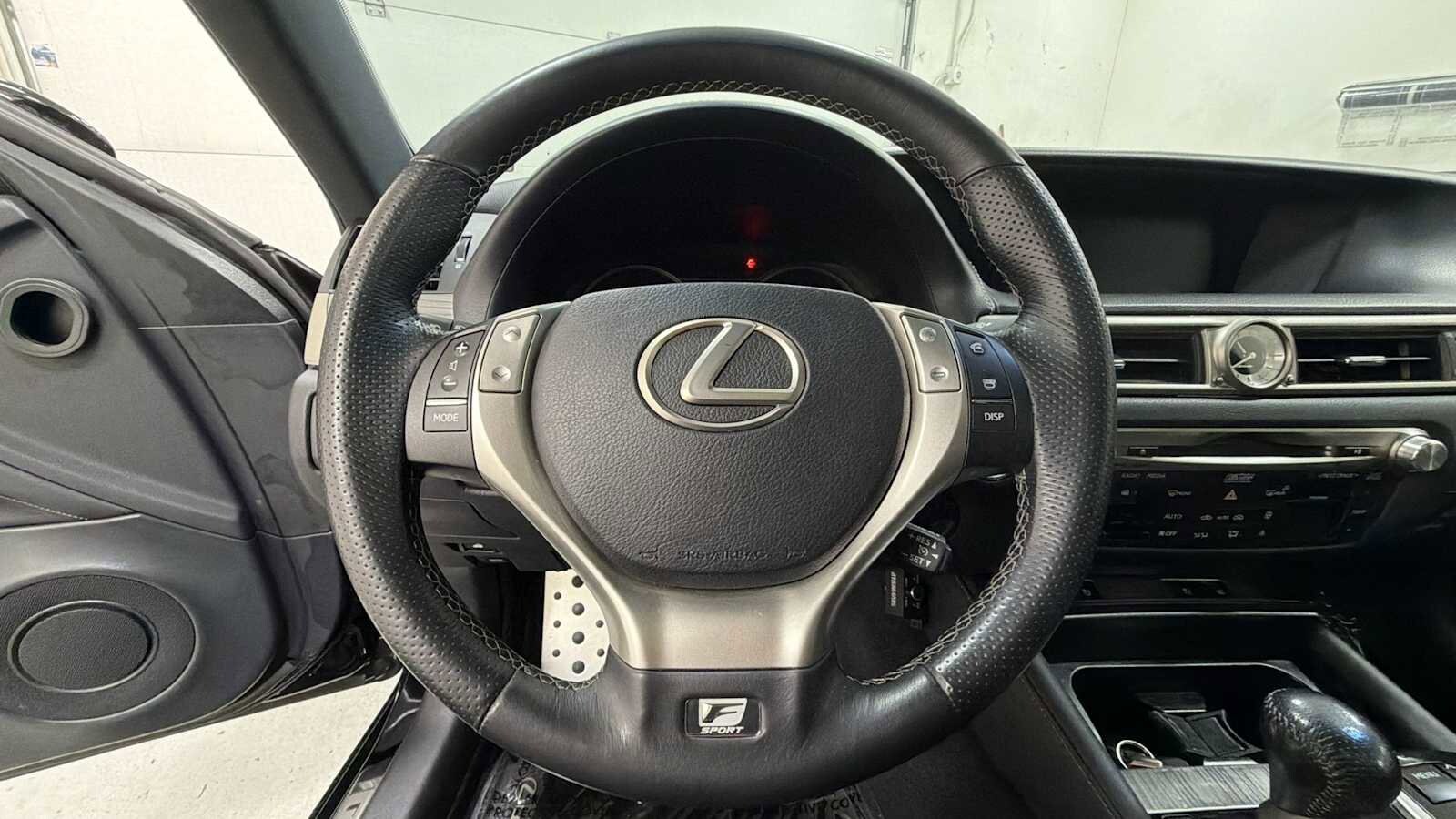 Thumbnail: 2015 Lexus GS - 16