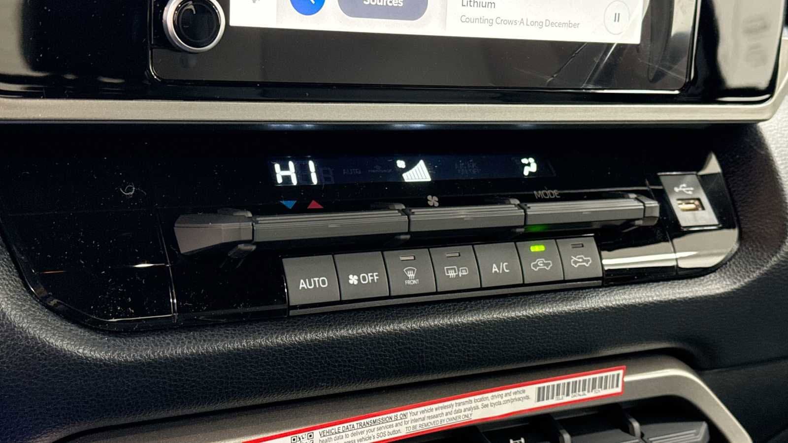 Thumbnail: 2025 Toyota Tundra - 21