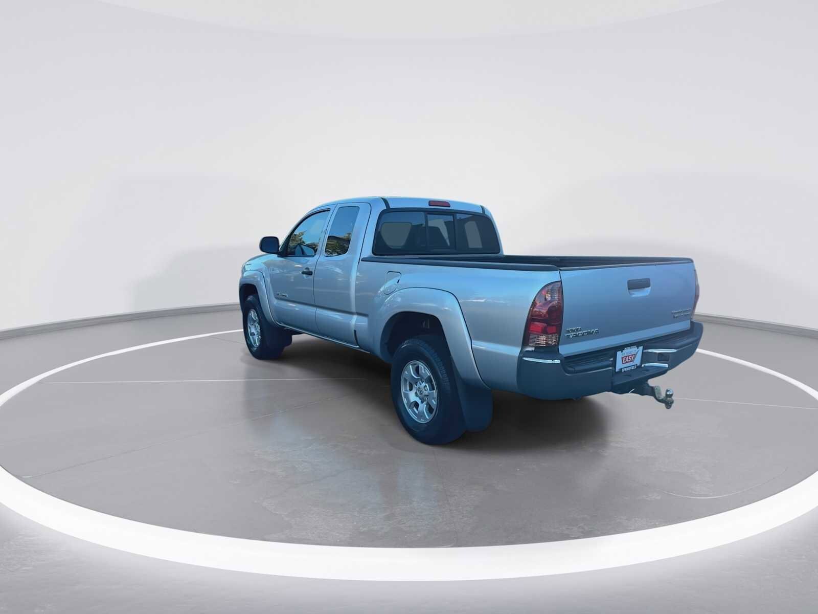 Thumbnail: 2006 Toyota Tacoma - 6