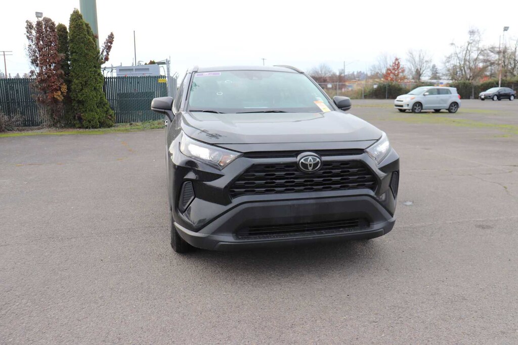 Used 2021 Toyota RAV4 LE SUV