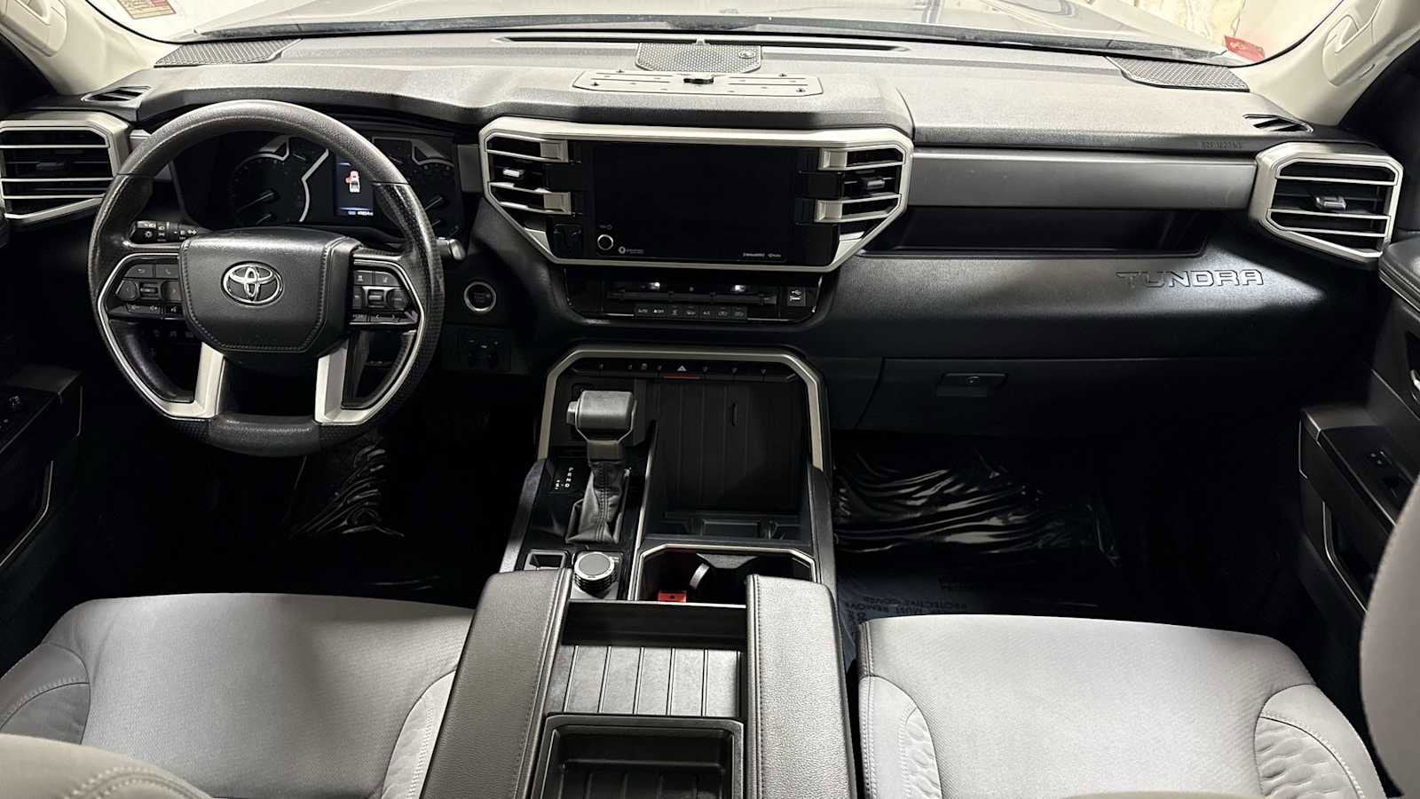Thumbnail: 2022 Toyota Tundra - 26